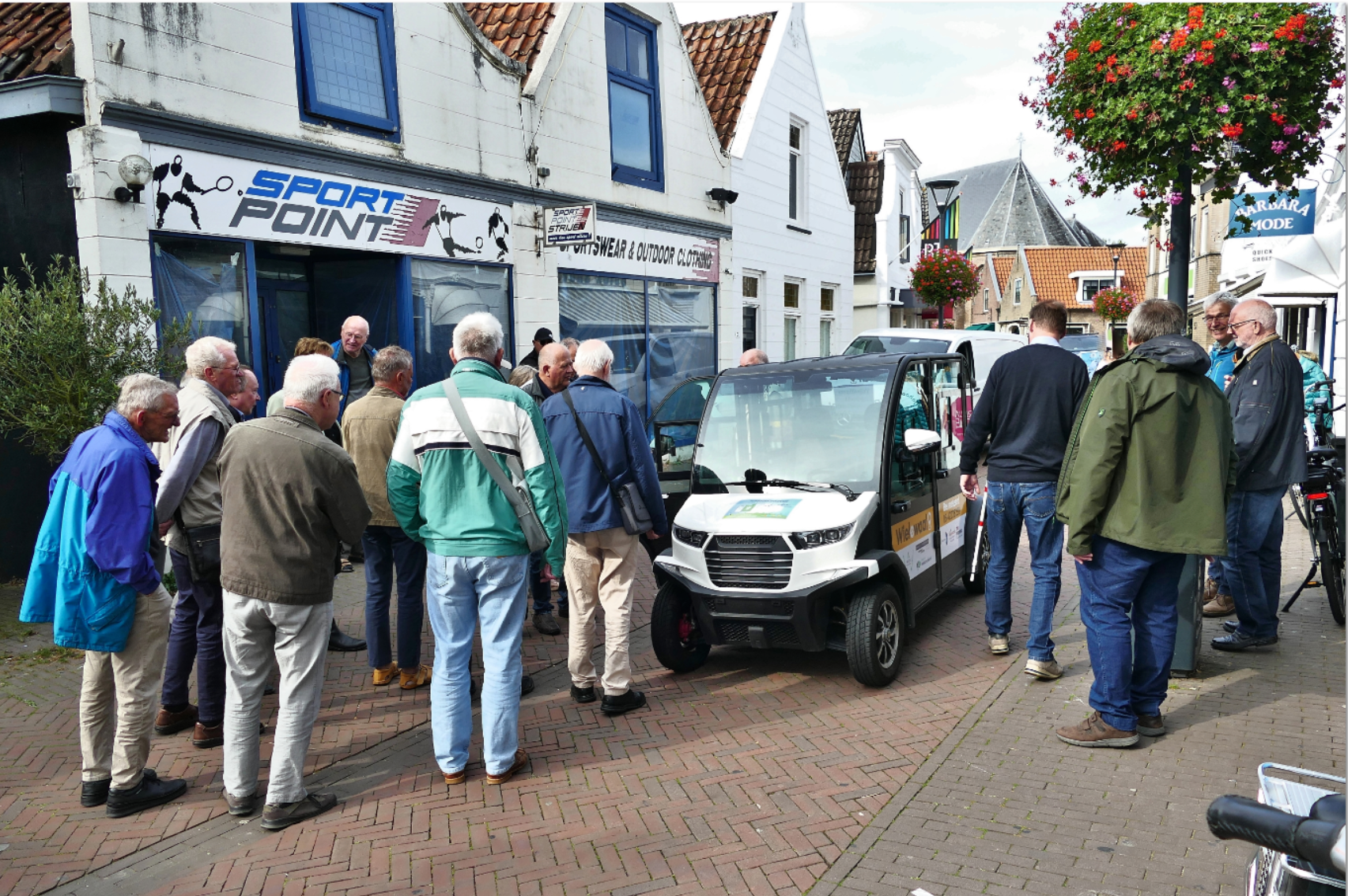 De gesponsorde wielwaal in de hoekse waard